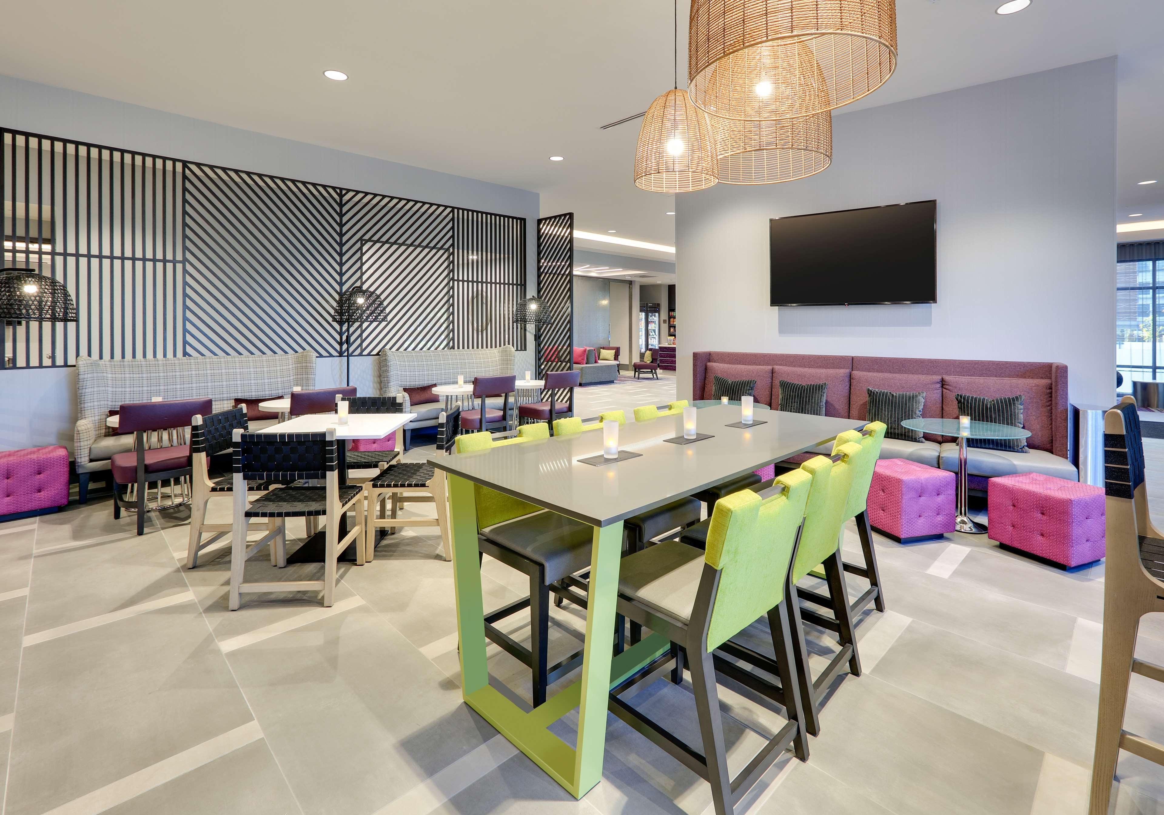 Hampton Inn By Hilton Irvine Spectrum לייק פורסט מראה חיצוני תמונה