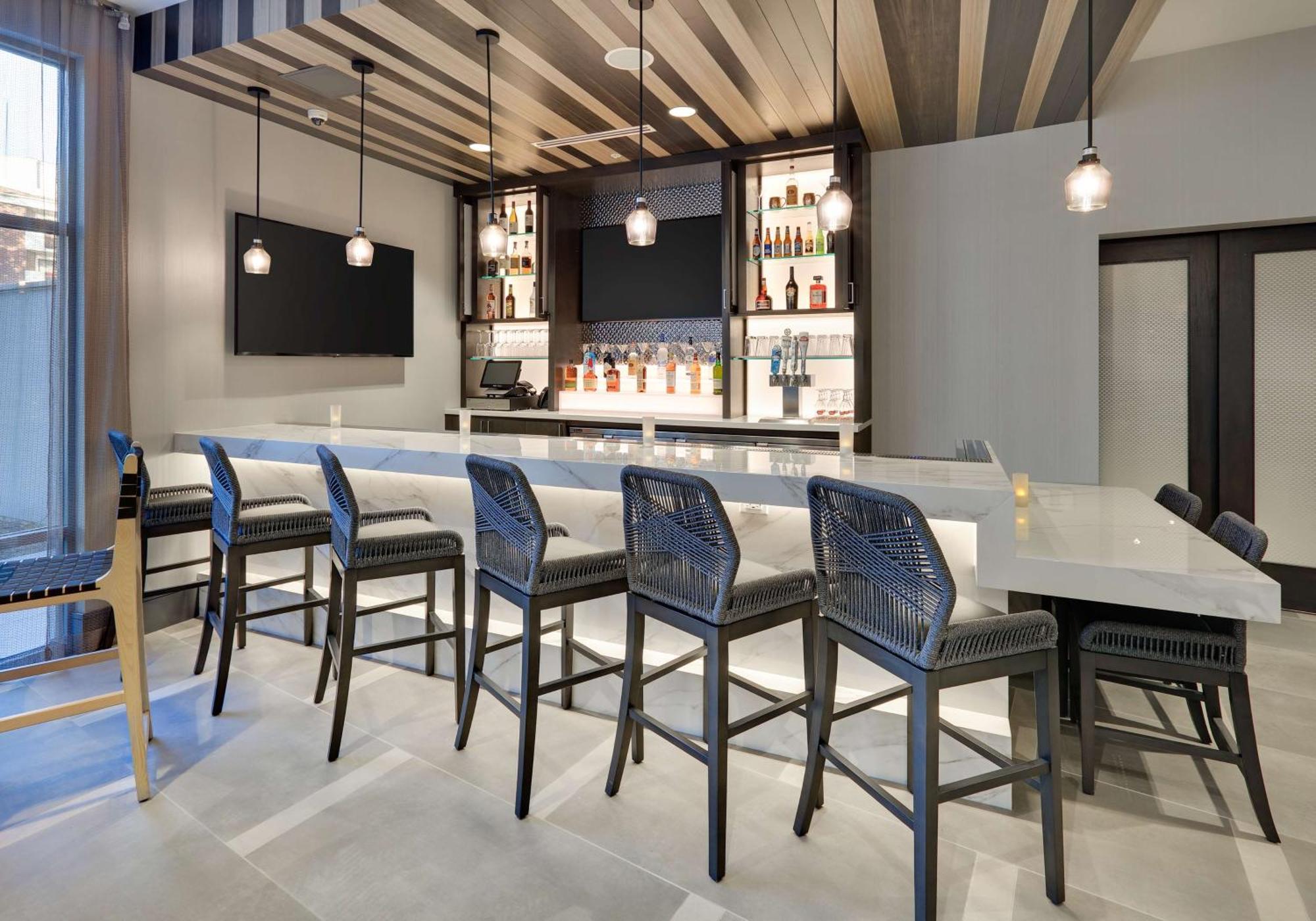 Hampton Inn By Hilton Irvine Spectrum לייק פורסט מראה חיצוני תמונה