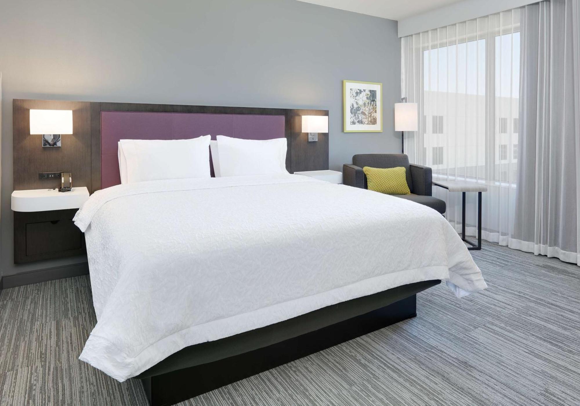 Hampton Inn By Hilton Irvine Spectrum לייק פורסט מראה חיצוני תמונה